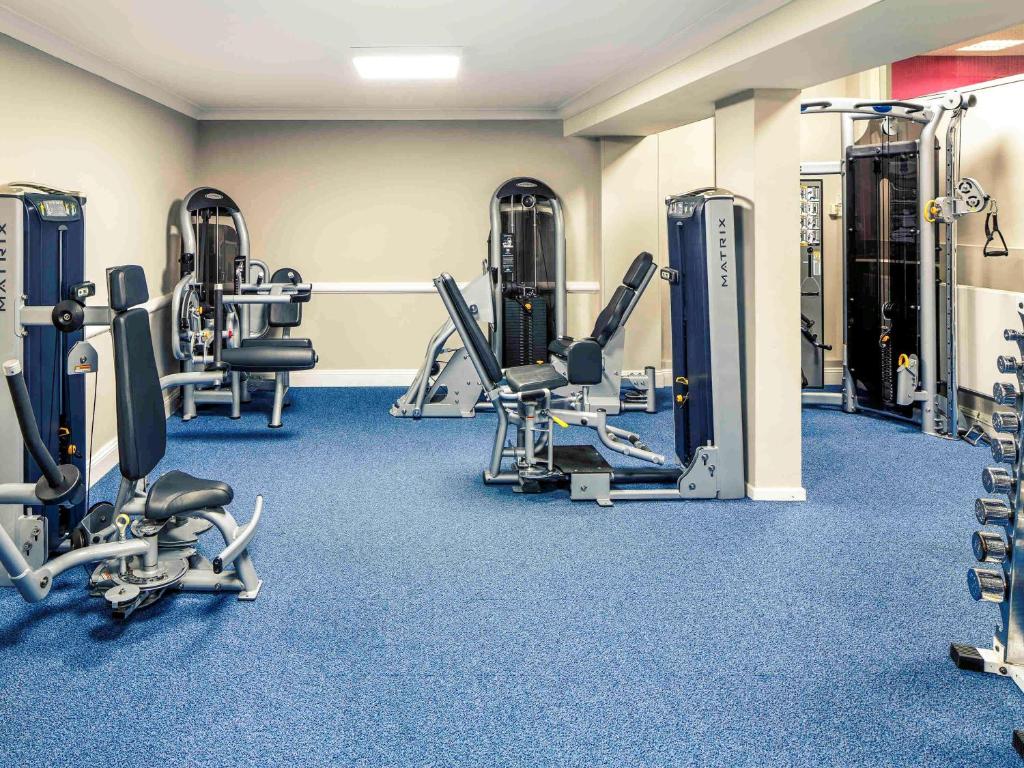 Fitness centrum a/nebo fitness zařízení v ubytování Mercure Maidstone Great Danes Hotel