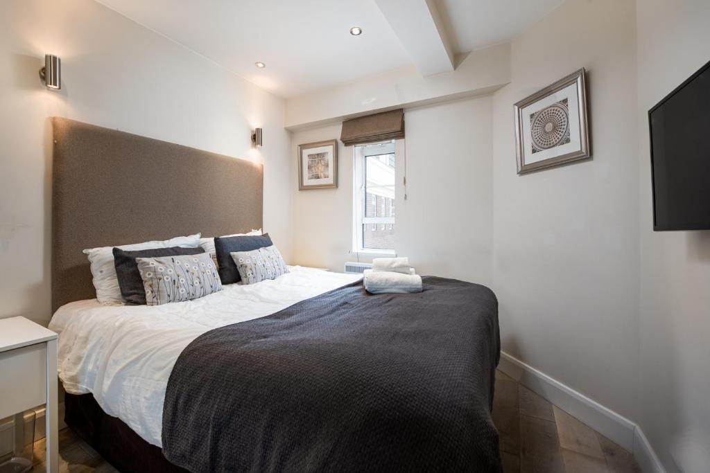 Apartment 723 - Nell Gwynn House, Chelsea