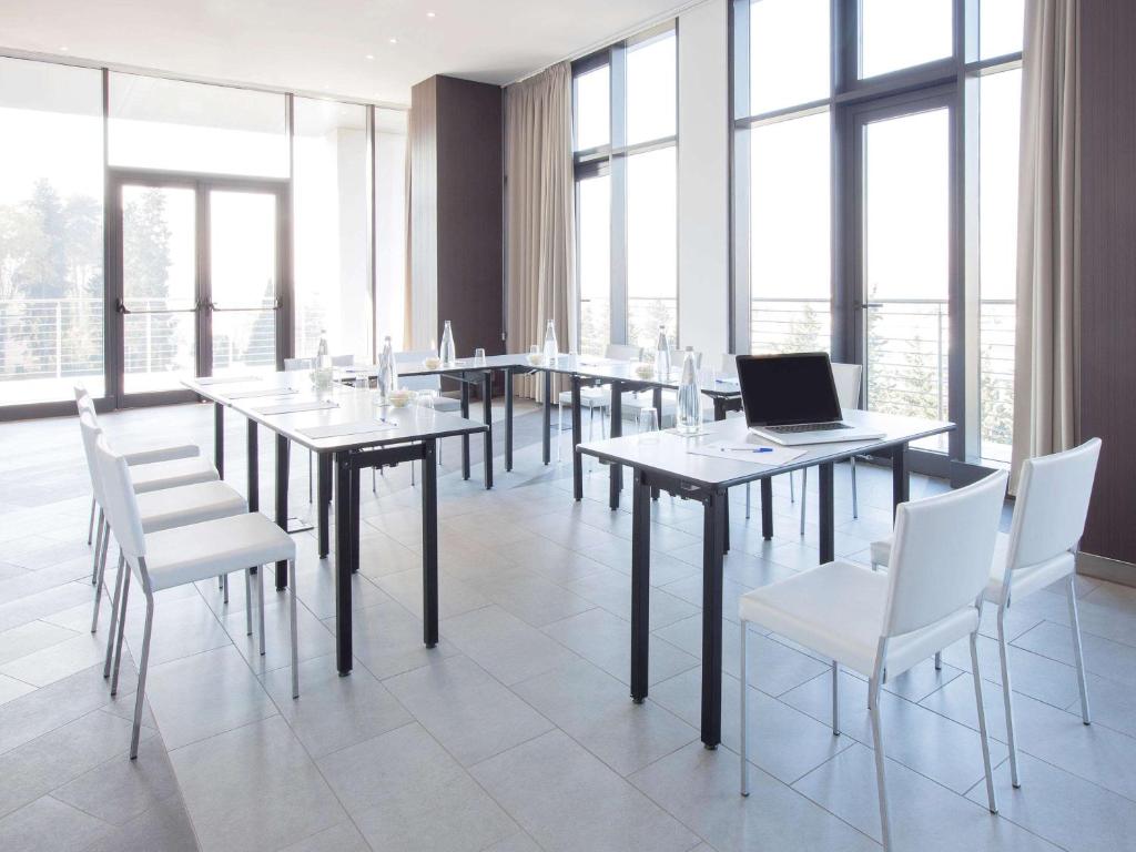 Foto dalla galleria di Ibis Styles Roma Eur a Roma
