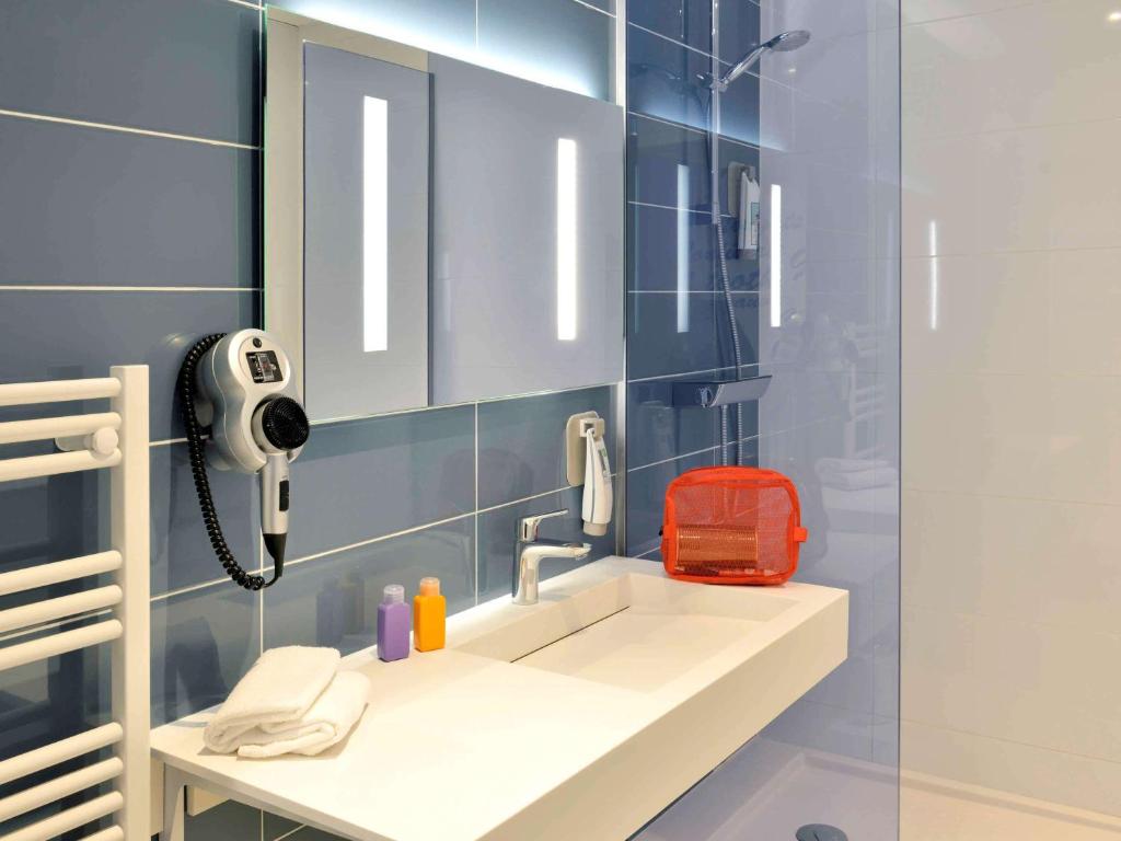 Koupelna v ubytování ibis Styles Montelimar Centre