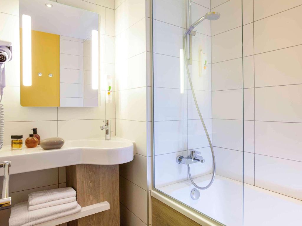 Koupelna v ubytování ibis Styles Chaumont Centre Gare