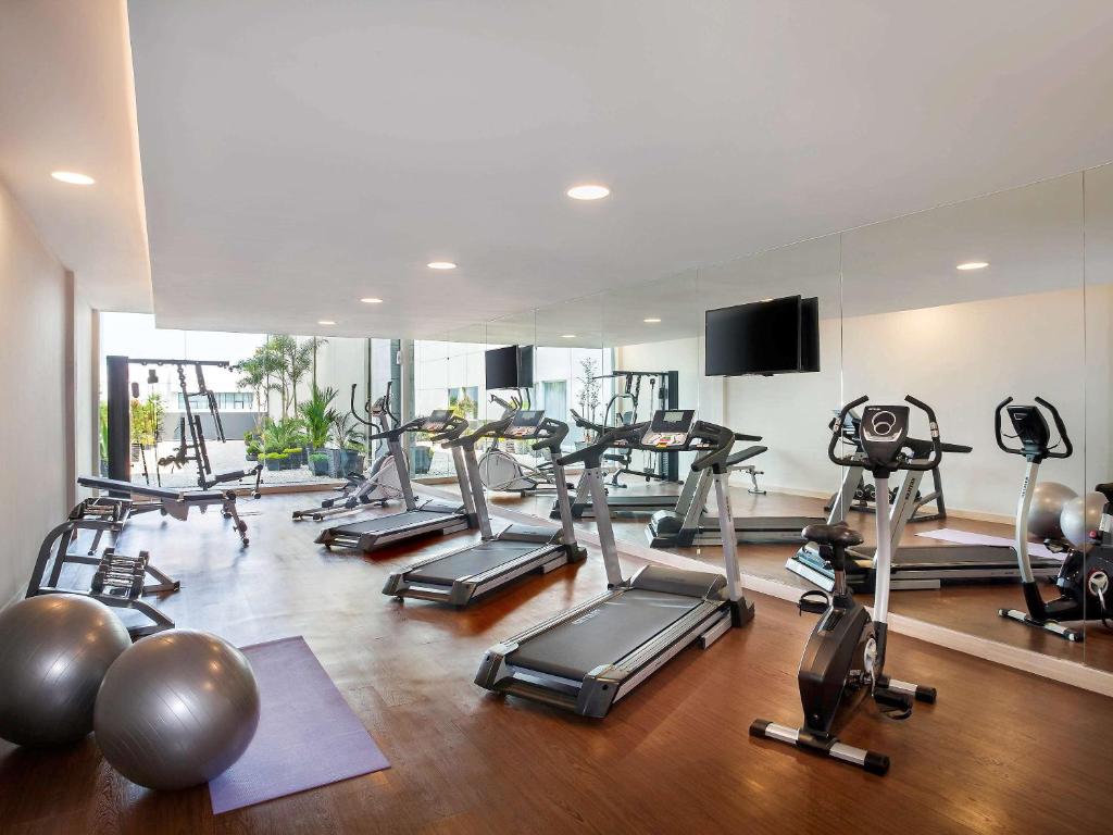 Fitness centrum a/nebo fitness zařízení v ubytování Ibis Styles Jakarta Sunter