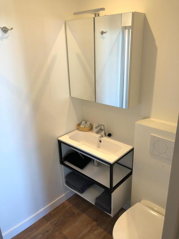 Koupelna v ubytování Hotel Asiris