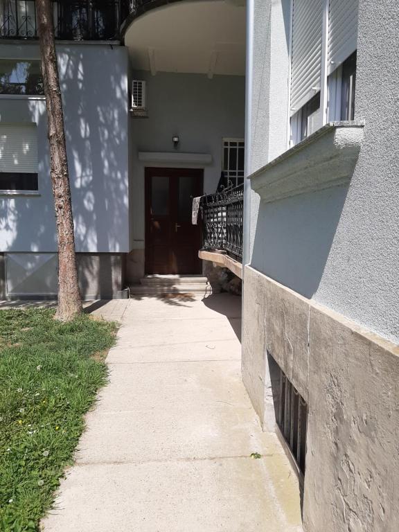 Apartman Kod Kestena - Appartement D'une Chambre