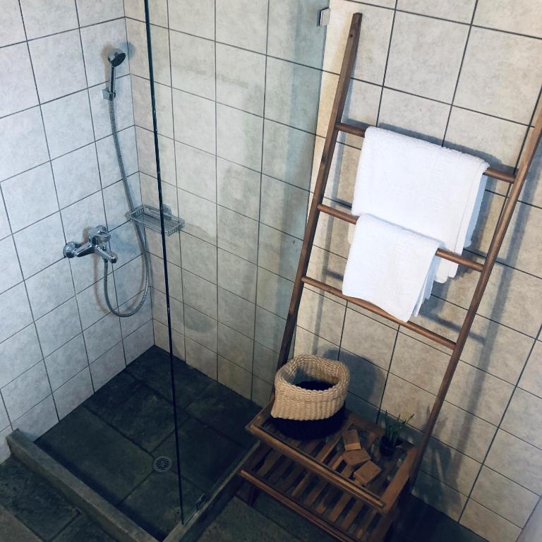 Łazienka w obiekcie En Plo