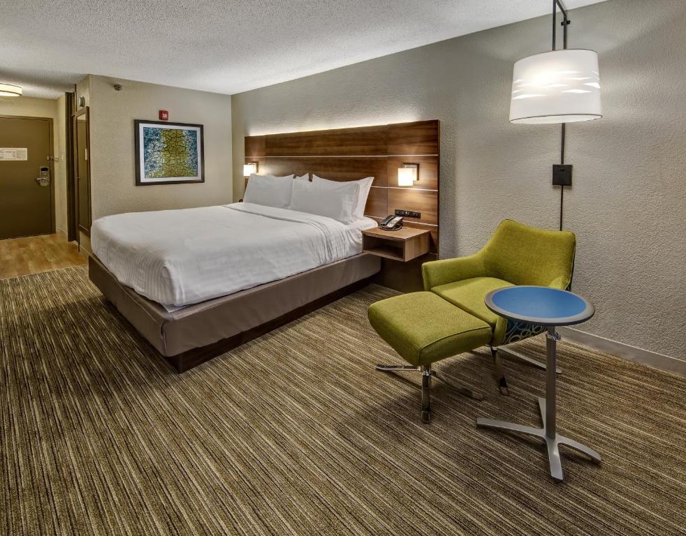 Holiday Inn Express Louisville Airport Expo Center by IHG - 