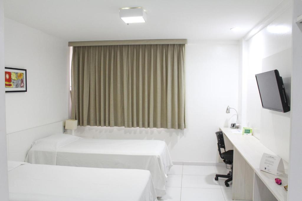  Imperial Hotel