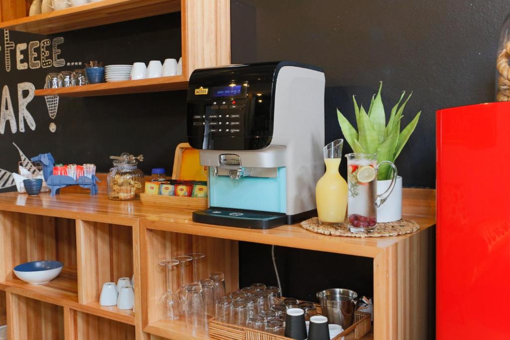 Kemudahan buat kopi dan teh di Execustay