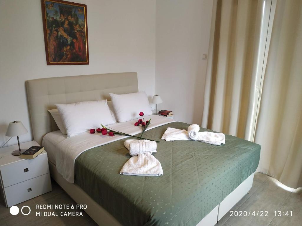 Postel nebo postele na pokoji v ubytování Central Hotel