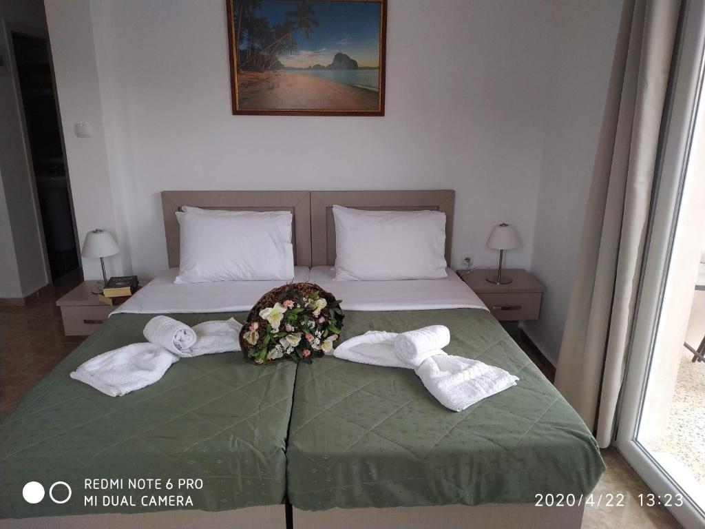 Postel nebo postele na pokoji v ubytování Central Hotel