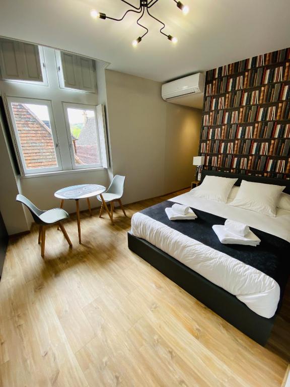 Sarlat.Catalina - Studio