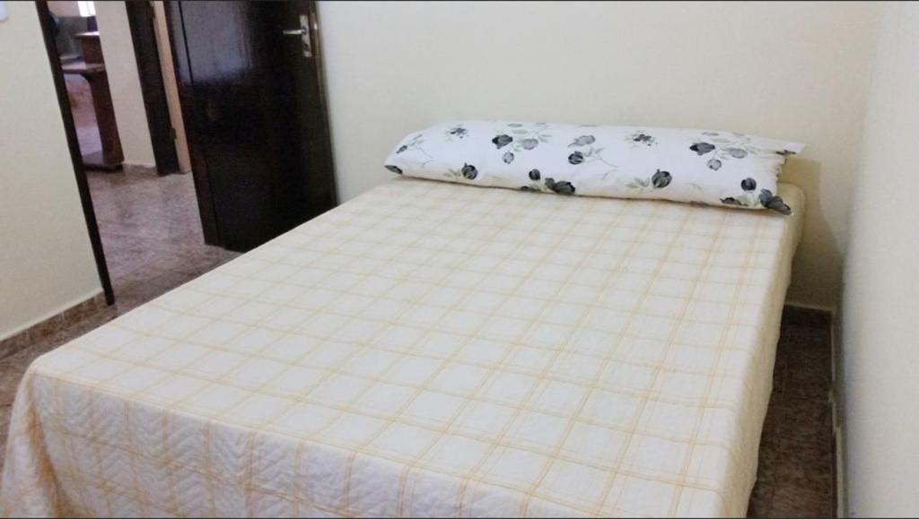 Aconchegante casa com piscina e churrasqueira a 100m da praia
