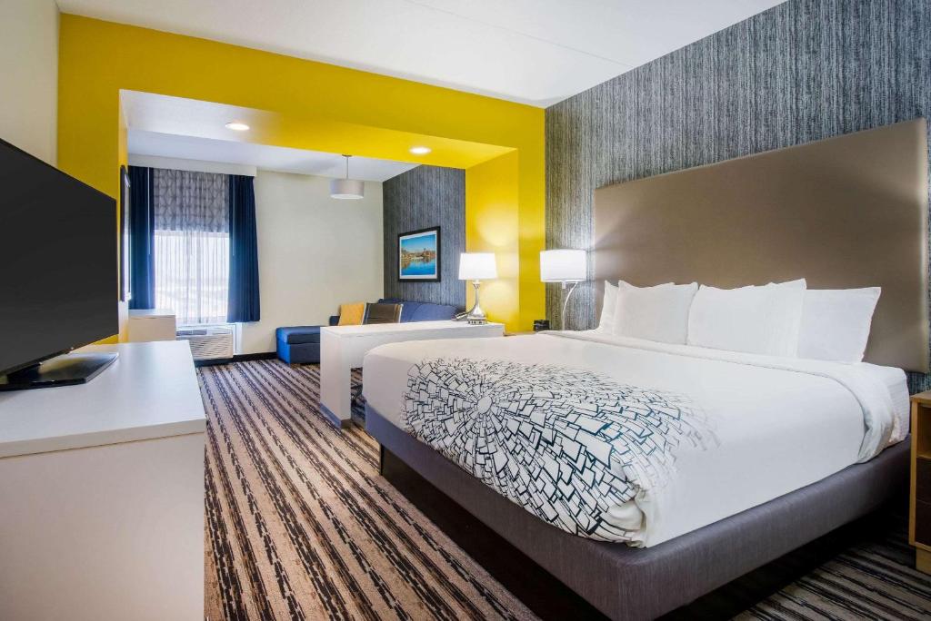 La Quinta by Wyndham Buffalo Amherst - Chambre Lit King-Size Exécutive Avec Canapé-Lit