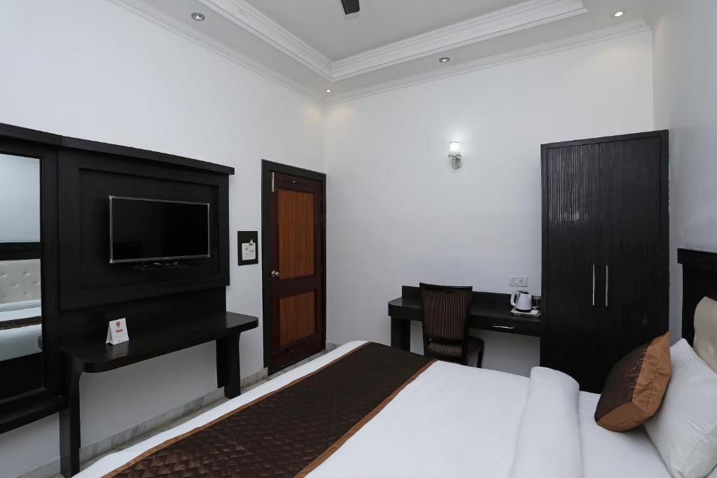 Postel nebo postele na pokoji v ubytování Hotel Marc Royal