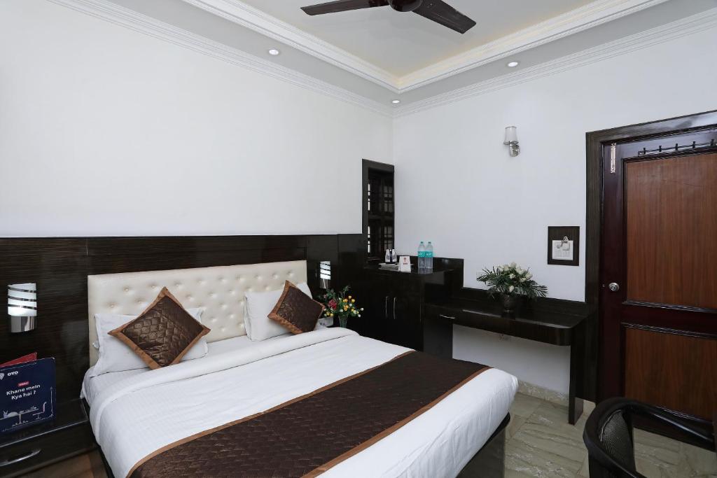 Postel nebo postele na pokoji v ubytování Hotel Marc Royal