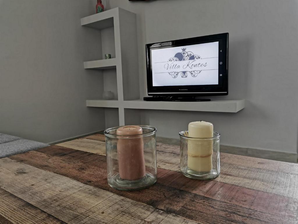 TV a/nebo společenská místnost v ubytování Villa kontes kefalonia