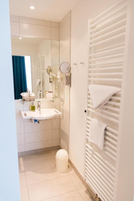 Landhotel Rügheim - Single Room