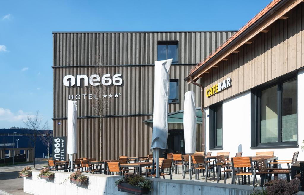 Hotel one66 (free parking garage) - Resim 36