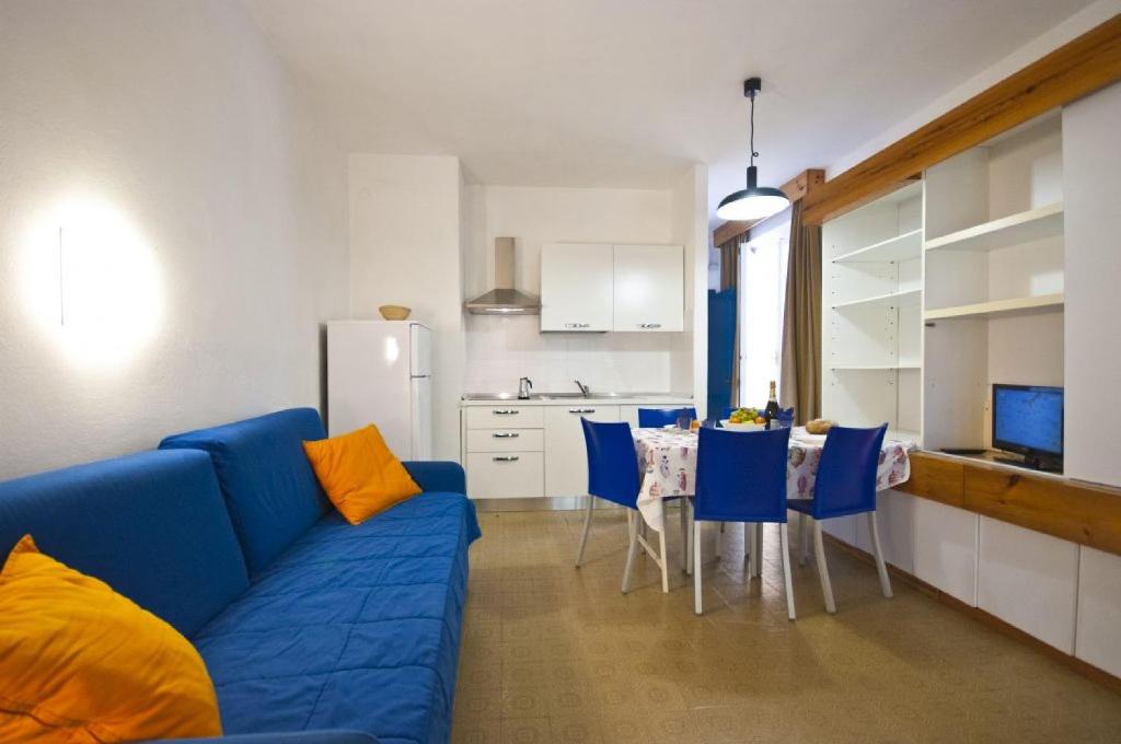 Кухня или мини-кухня в Residence Golfo Della Lacona
