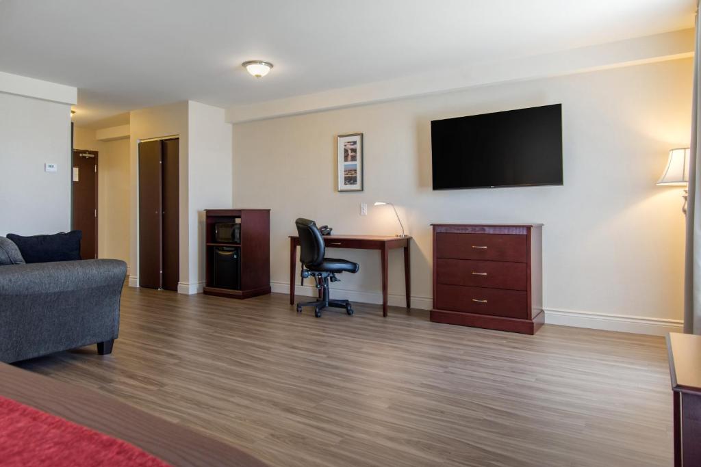 Comfort Inn & Suites - Deluxe King Suite - Non-fumeur