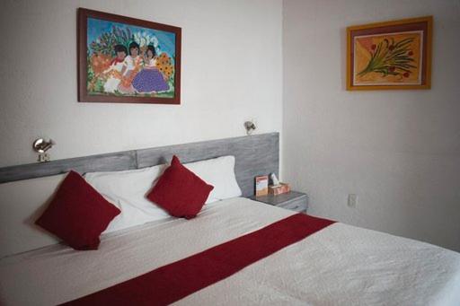 Villa Mont - Deluxe King Room