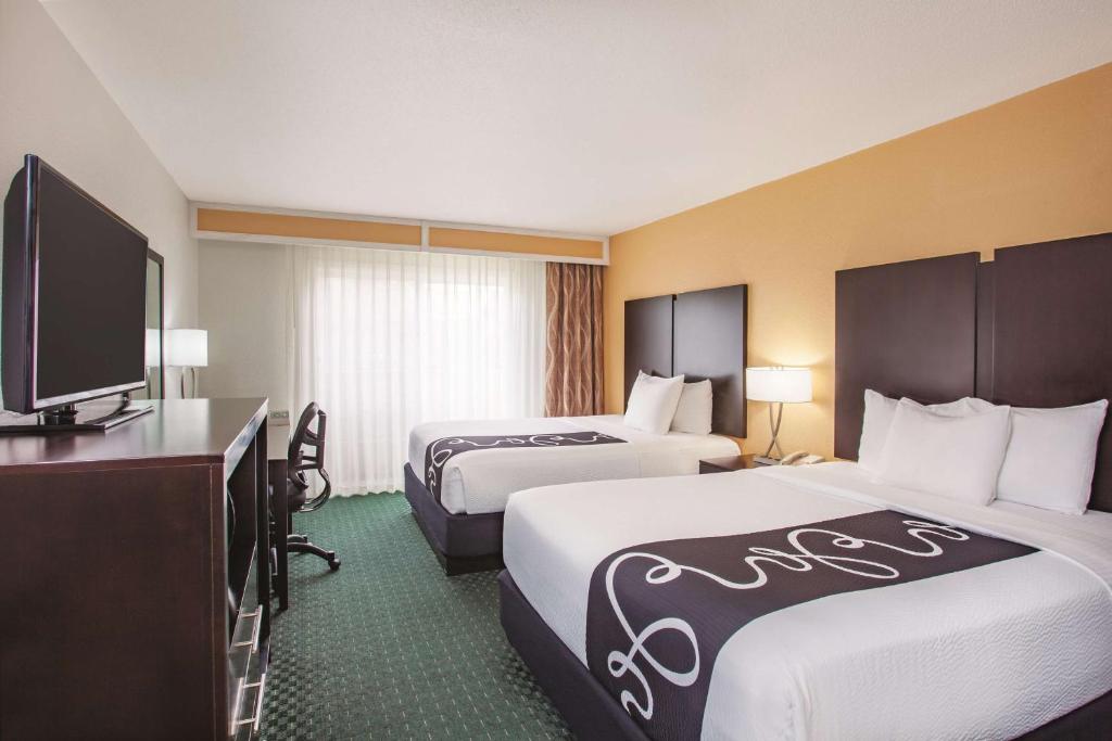 University Inn & Suites Berkeley photo