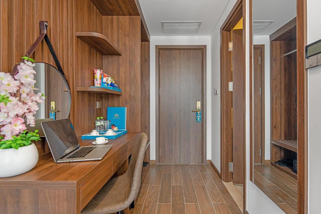 Phòng Deluxe Giường Đôi Nhìn Ra Sông