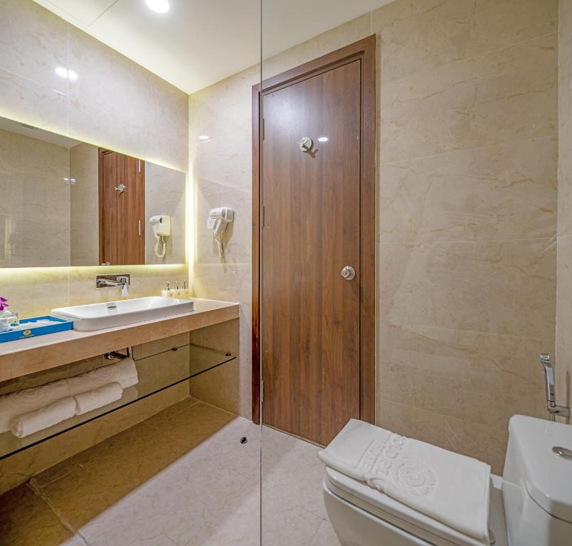 Phòng Deluxe Giường Đôi Nhìn Ra Sông