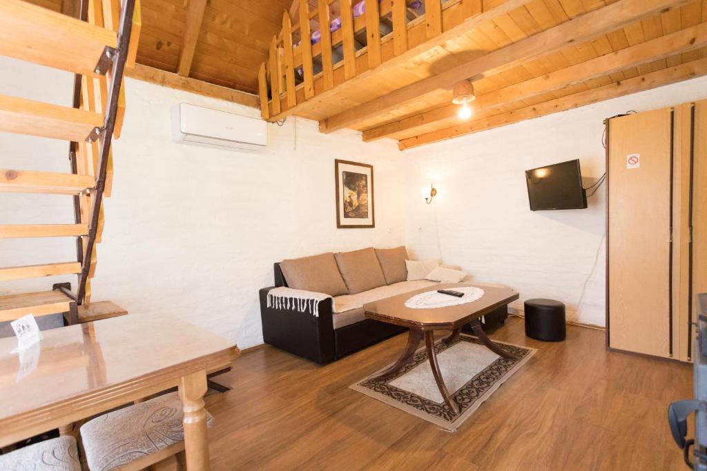 TV a/nebo společenská místnost v ubytování Holiday Home Jazacka Bajka