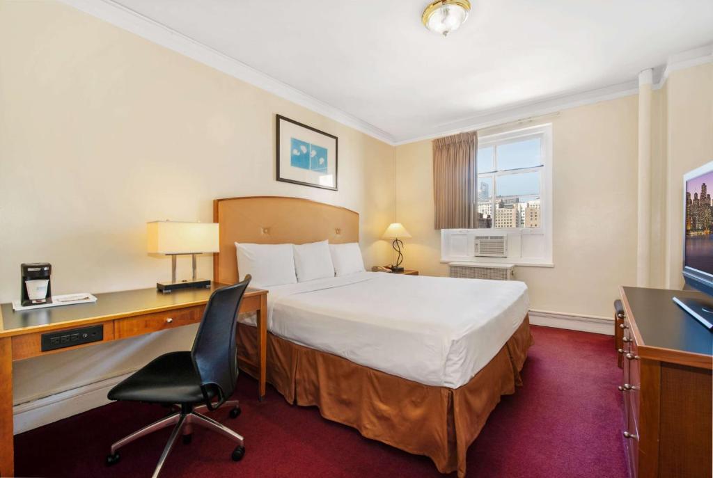 Travelodge by Wyndham Downtown Chicago photo