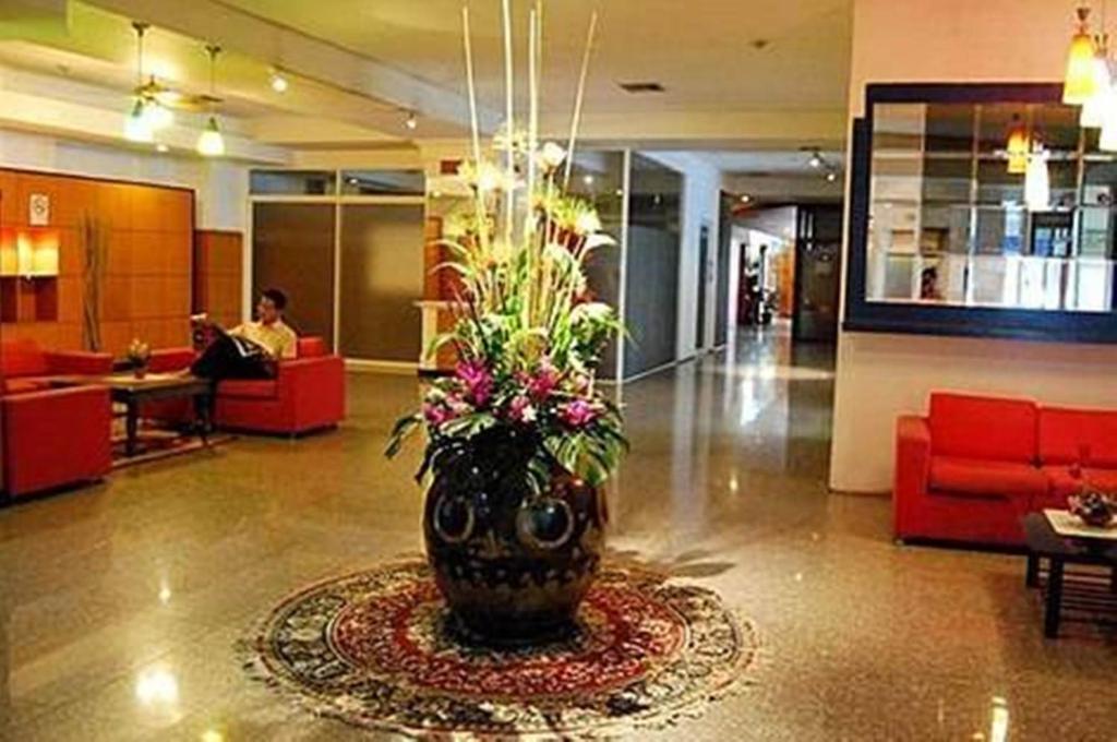 King Royal Garden Inn - Resim 18