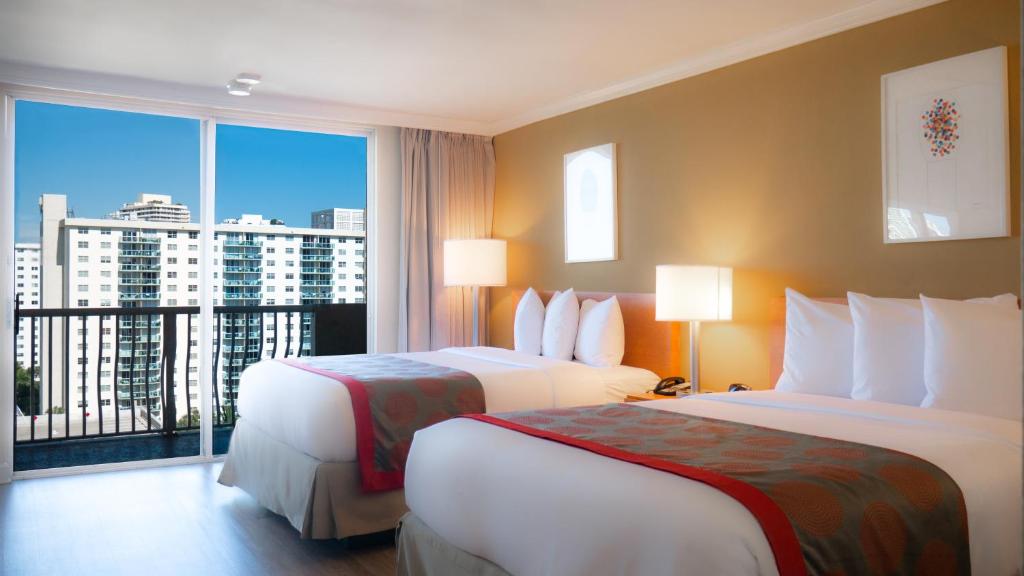 Ramada Plaza by Wyndham Marco Polo Beach Resort - 