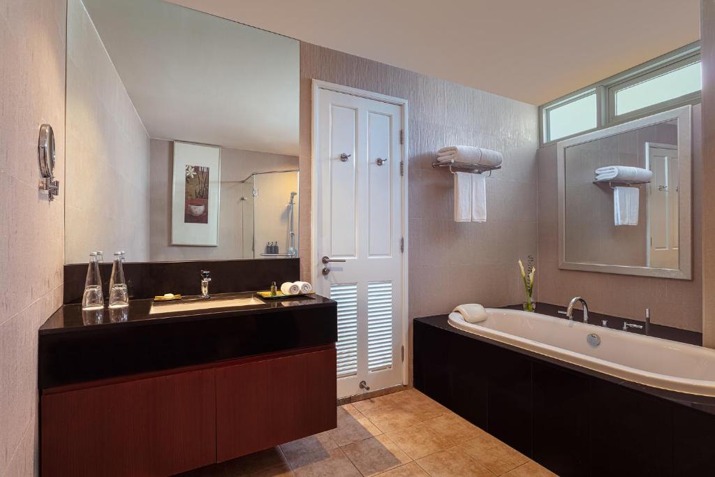 Dusit Suites Hotel Ratchadamri, Bangkok - Resim 23