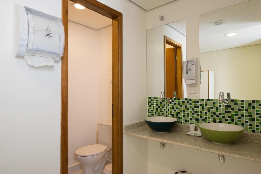  Brazilodge All Suites Hostel