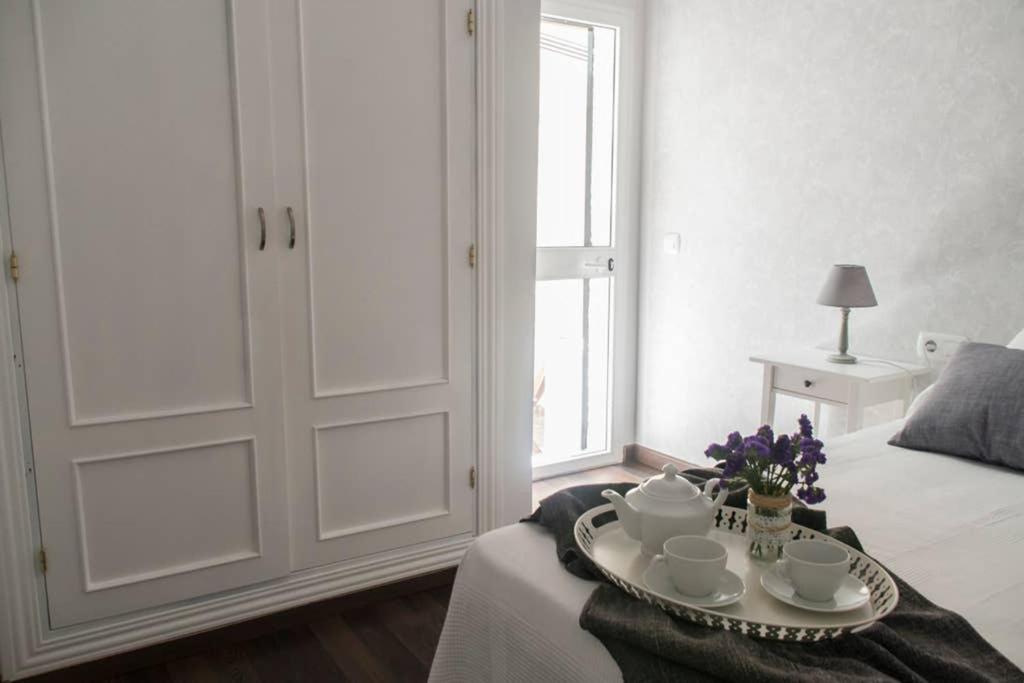 Posteľ alebo postele v izbe v ubytovaní NEW!!! Luxury CITY CENTER & PRIVATE TERRACE