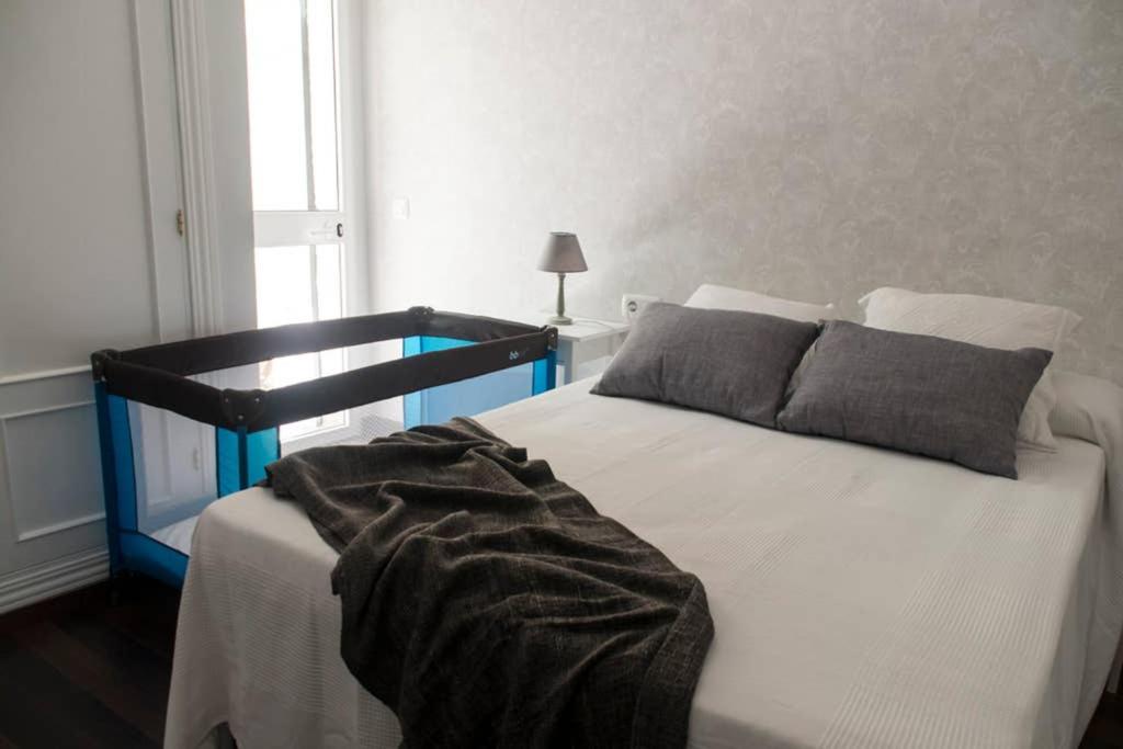 Posteľ alebo postele v izbe v ubytovaní NEW!!! Luxury CITY CENTER & PRIVATE TERRACE