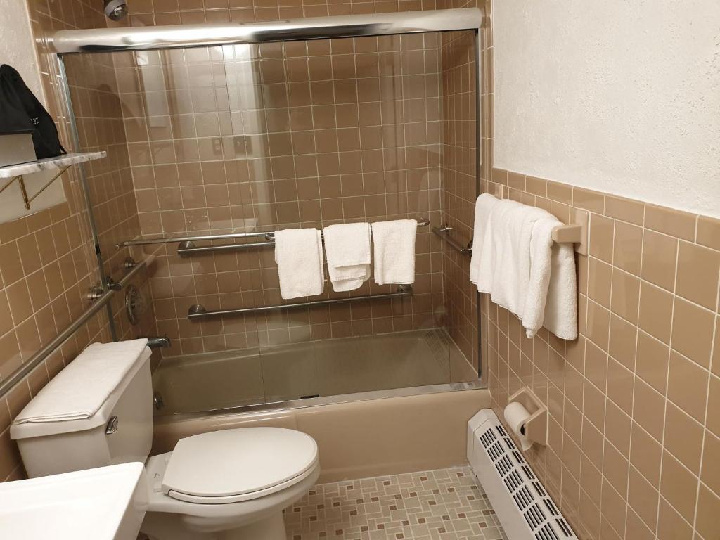 Holland Hotel Free Parking Jersey City - 