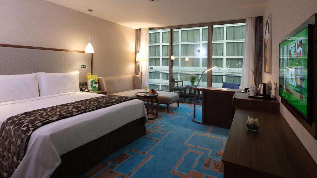Holiday Inn Kuwait Al Thuraya City, an IHG Hotel - Club King Room - Non Fumer