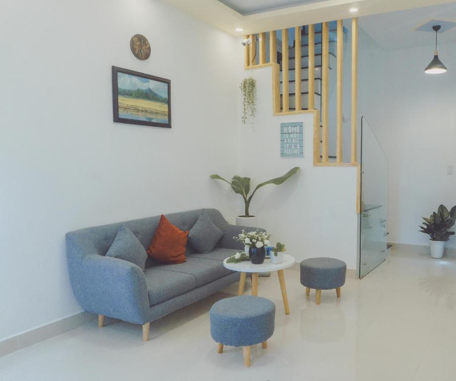 Khu vực ghế ngồi tại BREW APARTMENT 3