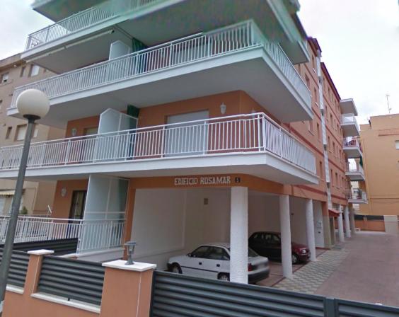 Budova, v ktorej sa apartmán nachádza