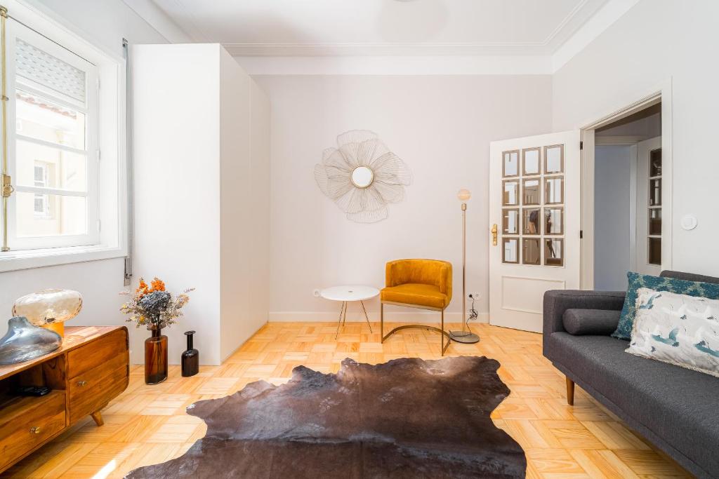 Nomad's By Sta Catarina Flats - 3BED Porto - Three-Bedroom Apartment