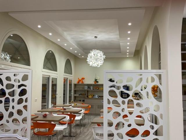 Restaurace v ubytování Hotel Biney