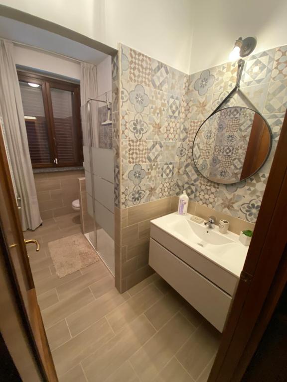 A bathroom at Villa near Milan & Rho Fiera