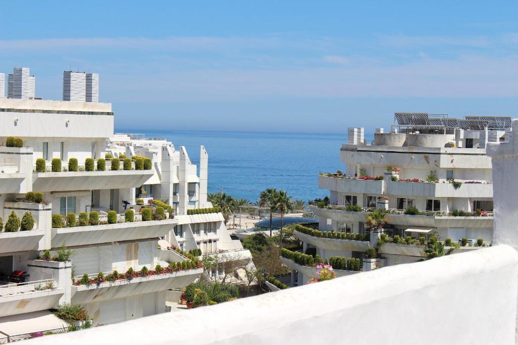 Aparthotel Monarque Sultán, Marbella – Updated 2022 Prices