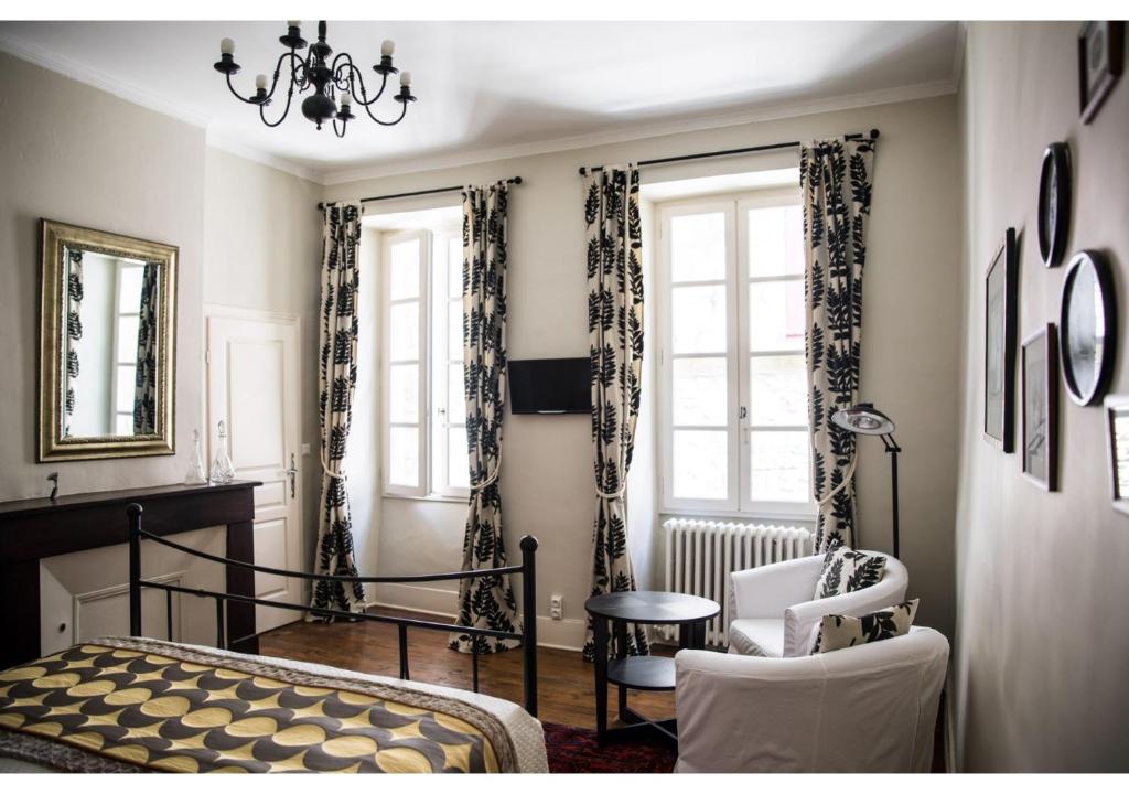 Postel nebo postele na pokoji v ubytování La Résidence Chambre d'Hotes