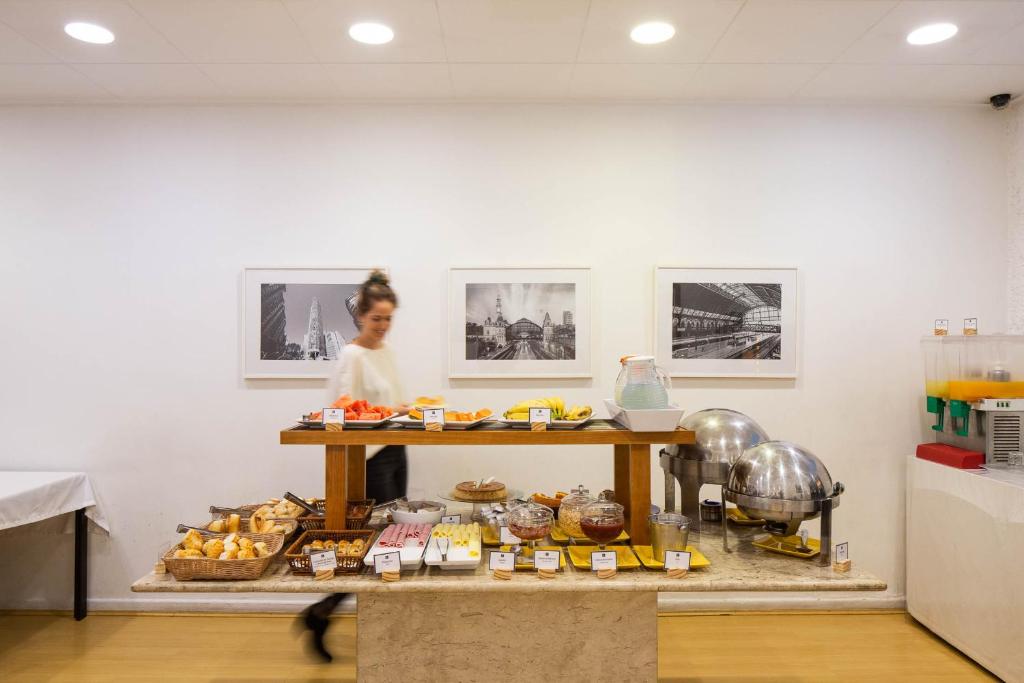  Hotel Rojas All Suite