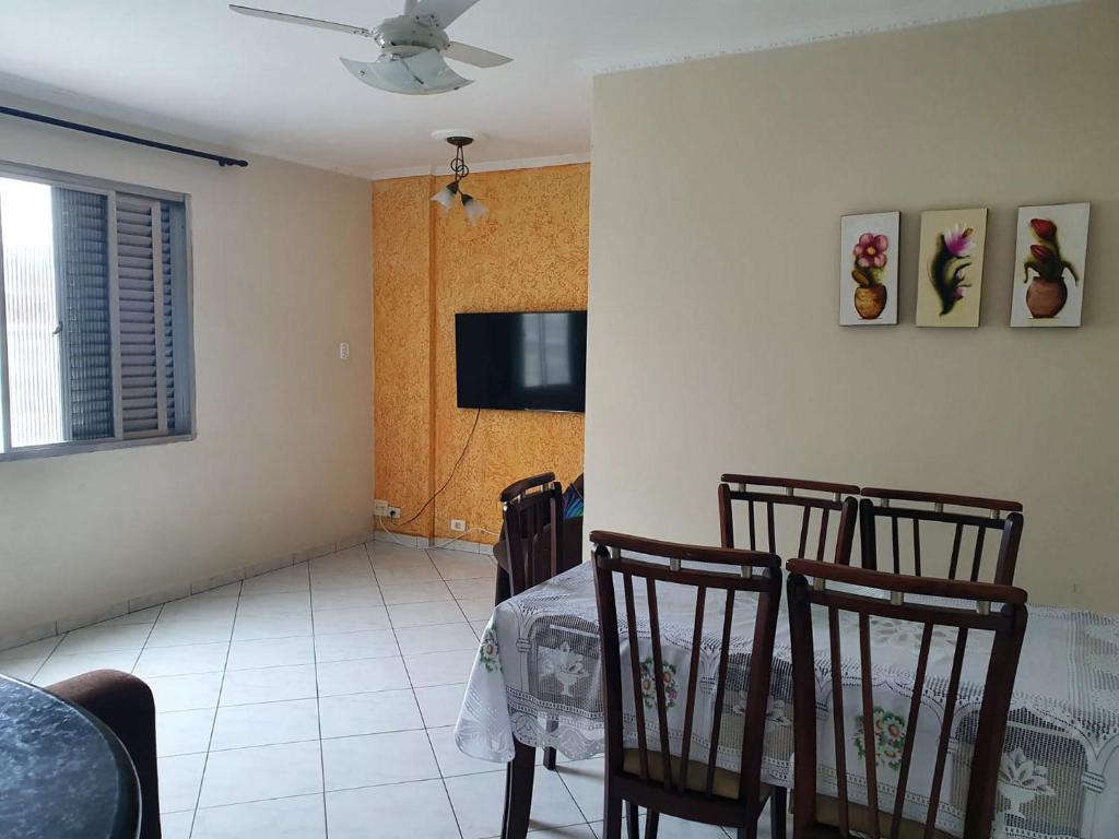  Apartamento confortável na orla da praia de Santos