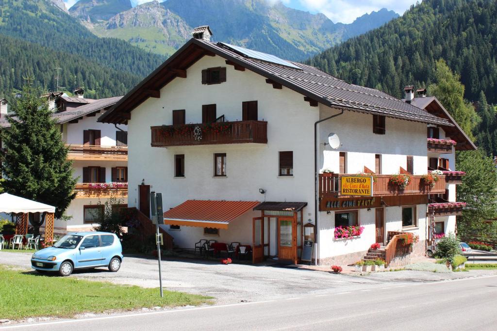 Příroda nedaleko hotelu