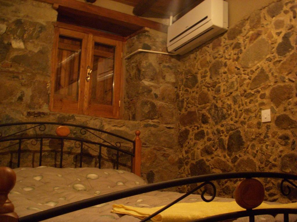 Patriko Traditional House - Villa De Tres Habitaciones