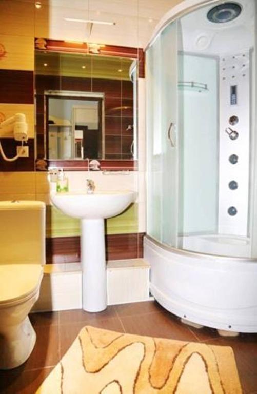 Koupelna v ubytování Hotel Chalpan